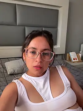 Alessandra-Mex92's Live XXX Chat