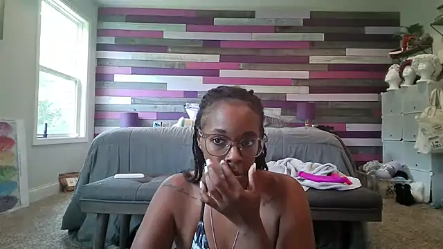 Kourtneyk Chat XXX in diretta