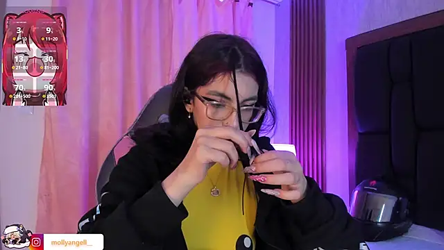 Molly_A's Live XXX Chat