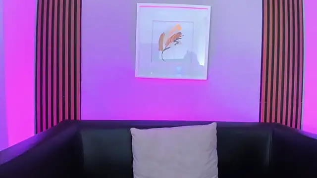 دردشة Ariana_collinss الجنسية المباشرة