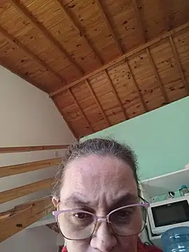 Nanybeach Live XXX-Chat