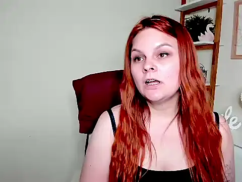 צ'אט XXX בשידור חי של GingerKitten1
