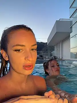 EvieEvans XXX чат на живо