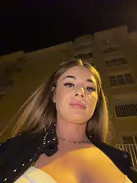 IsabellaEtthan Chat XXX live