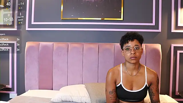 kelly_thomson's Live XXX Chat
