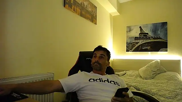 Chat +18 de amydamarw ao vivo