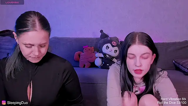 SleepingDuo's Live XXX Chat