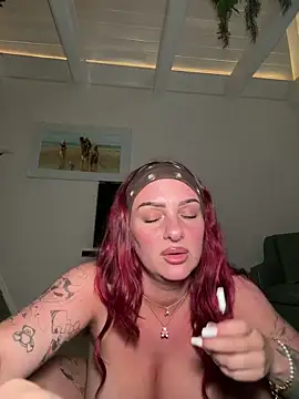 OliviaaFischer Adlı Modelin Canlı XXX Sohbeti