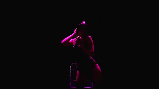 Rebel__Stage লাইভ XXX চ্যাট