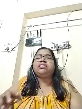 XXX chat uživo modela bigbum68