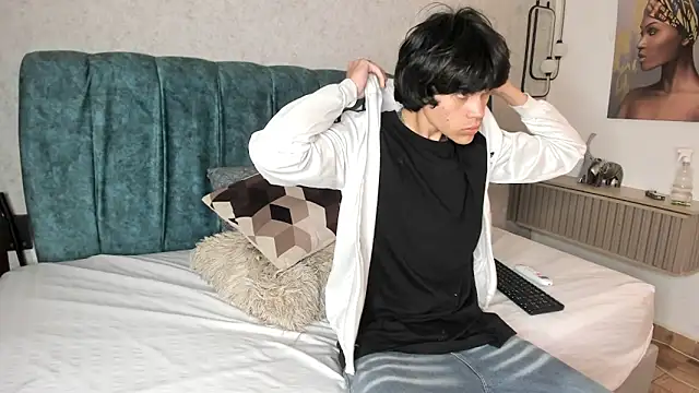 Diamond_twink 现场XXX聊天
