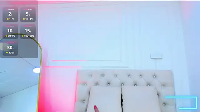lola_red95 即時 XXX 聊天