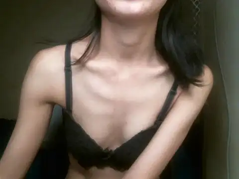 ekta_767 Chat XXX in diretta