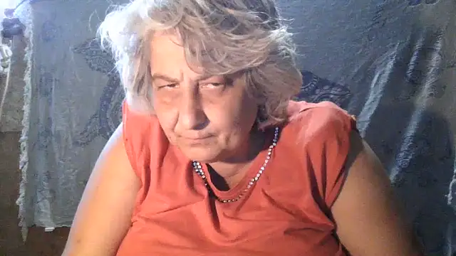 ExquisiteMature's Live XXX Chat