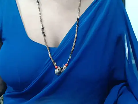 sunitha-3 Adlı Modelin Canlı XXX Sohbeti