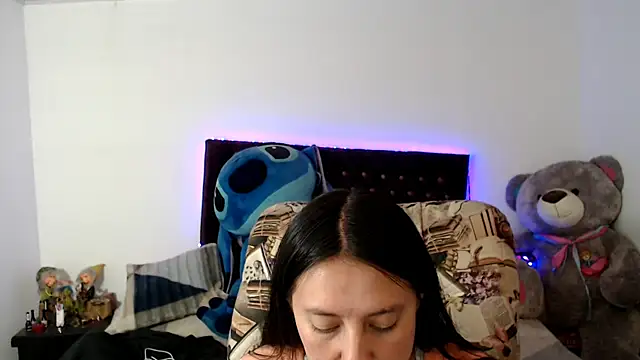 Lorenahot_06's Live XXX Chat