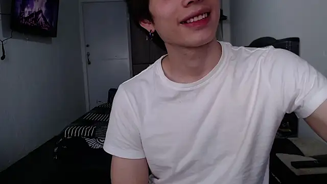 Dante_Alpha's Live XXX Chat