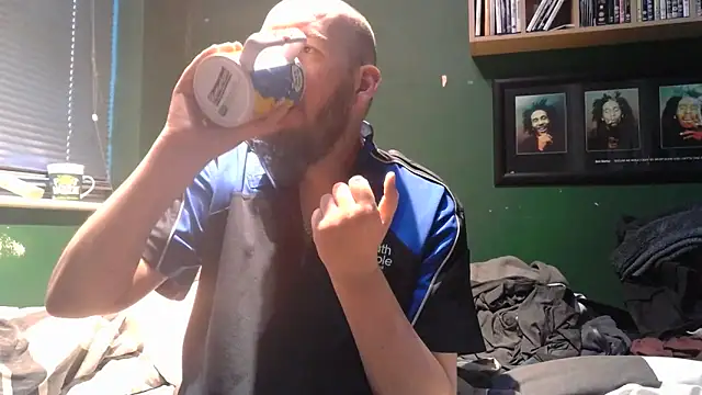 XXX chat uživo modela Chubbydan