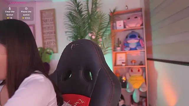dakotaa_01's Live XXX Chat