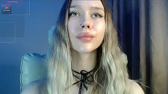 Des_chn Live XXX chat