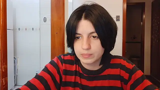 kyslrana Chat XXX in diretta