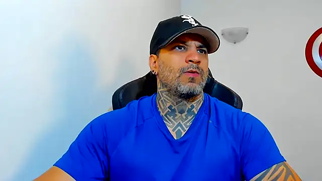 Chat XXX en directo de JoshRigby