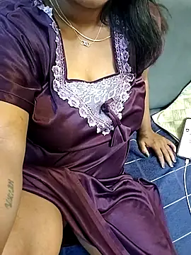 Chat +18 de silky_queen ao vivo