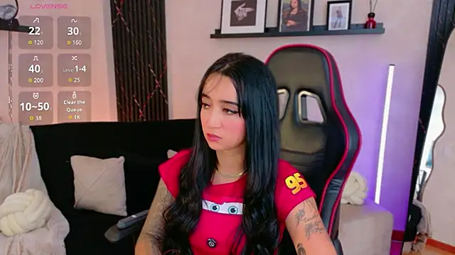 Chat XXX en directo de EmmyEvans1