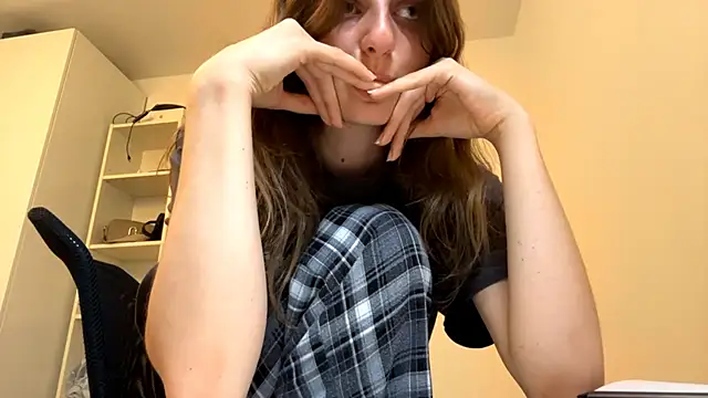 XXX chat uživo modela ActaedCottage