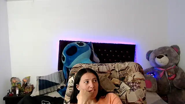 Lorenahot_06 XXX чат на живо