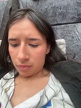 XXX chat uživo modela LilyRossi_