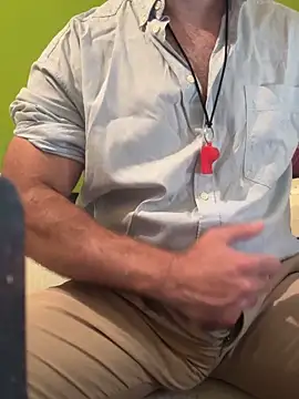 Coach_85 Chat XXX in diretta