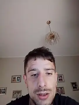 Mcsimotoro Chat XXX live