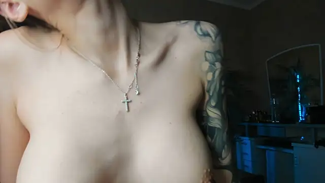 XXX chat uživo modela Diamond_D_