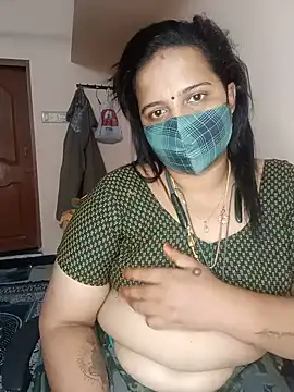 pirainilla Chat XXX live
