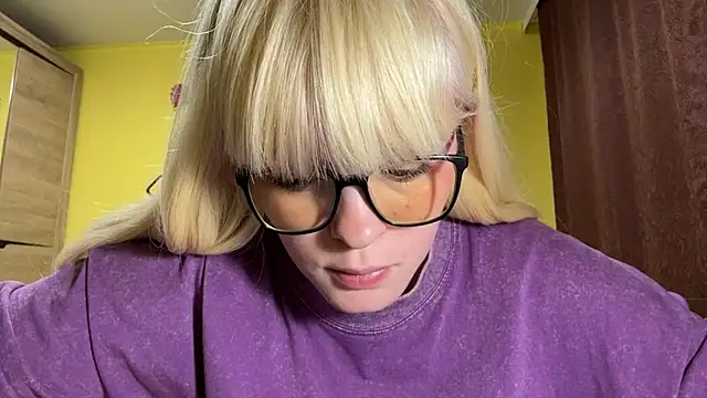 XXX chat uživo modela LeslyKelly