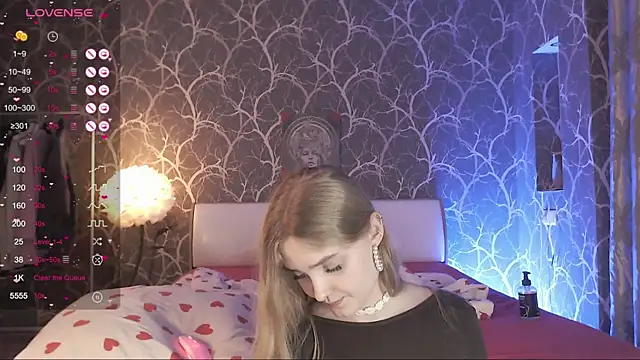 MiaMiaMeow's Live XXX Chat
