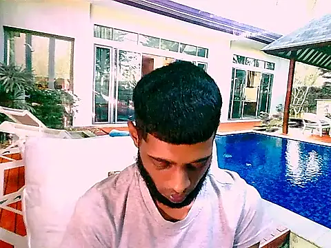 CharmingIndian1 Adlı Modelin Canlı XXX Sohbeti