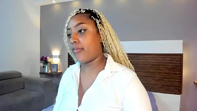 Adelehottman's Live XXX Chat