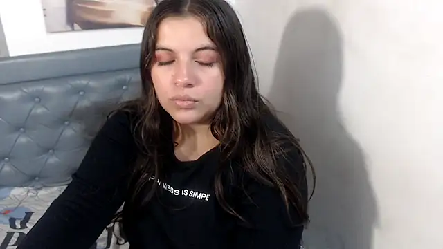 sarah_aguilar élő XXX-chatje