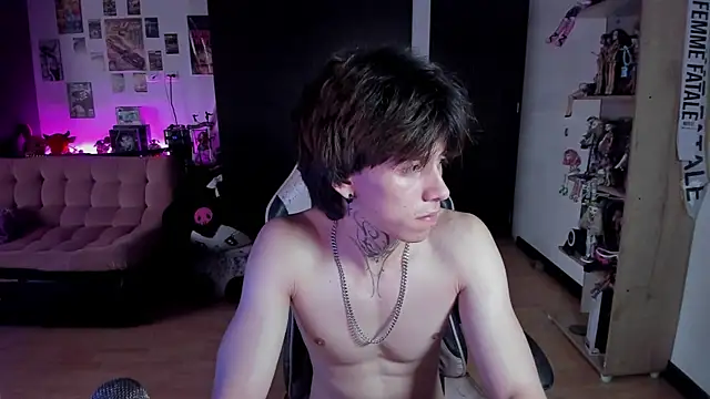 xIce_Boy's Live XXX Chat