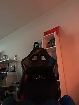 SmokyDee Live XXX-chat