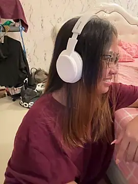 Ponthip's Live XXX Chat