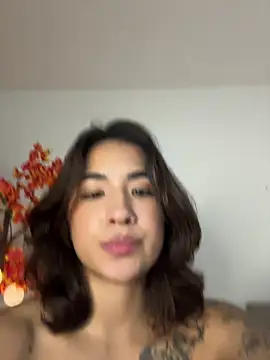 Chatroom XXX en direct de VictoriaHiill