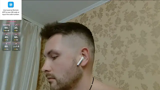 MartinBrandon 即時 XXX 聊天