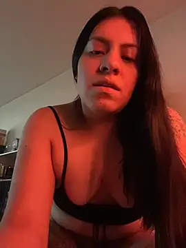 צ'אט XXX בשידור חי של SmokyDee