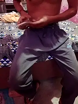 RinaRahul63's Live XXX Chat