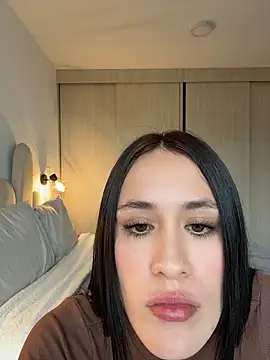 SerenaFox_'s Live XXX Chat