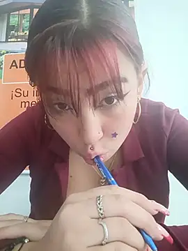 JULIETH__05's Live XXX Chat