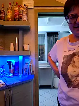 -kokoro- Adlı Modelin Canlı XXX Sohbeti